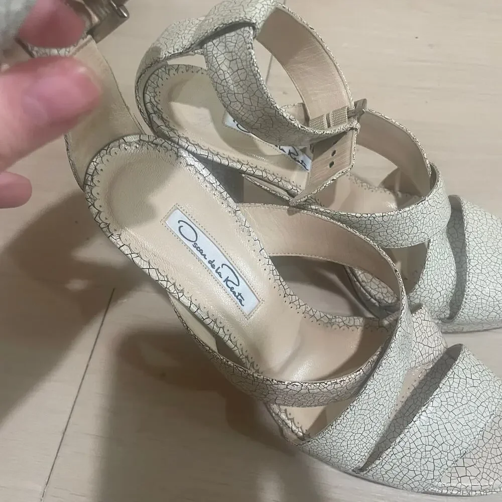 oscar de la renta stapped patent leather heels